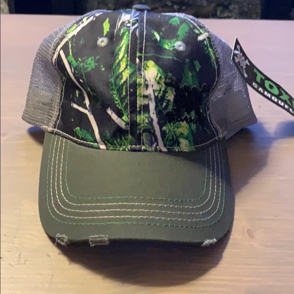 NWT Green Moonshine Camo Hat